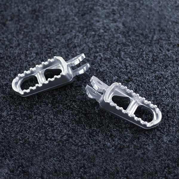 Surron Light Bee X/L1E - Right Footpeg (MPC: 42211-YQ2A-0000)